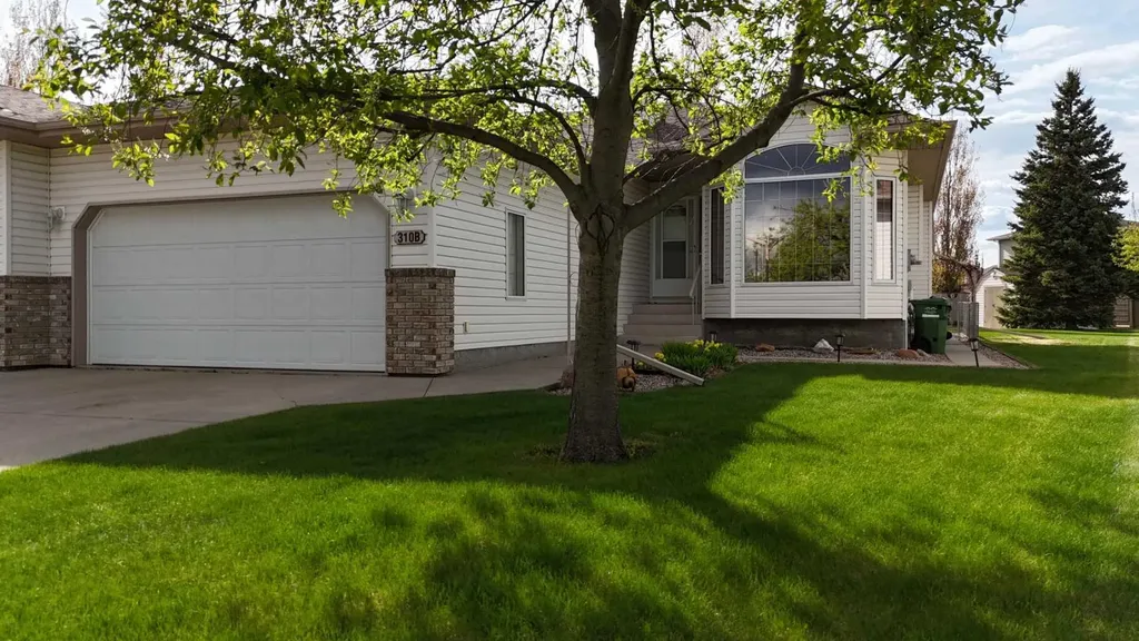 310B Edgewood Close Camrose AB T4V4P9