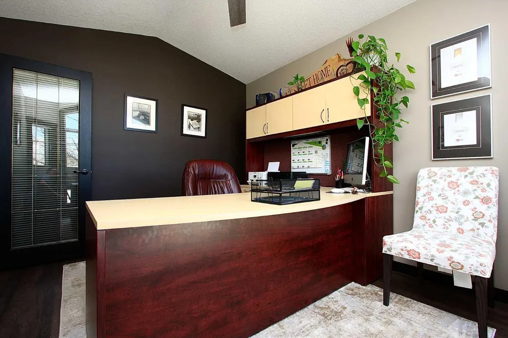 310B Edgewood Close Camrose AB T4V4P9