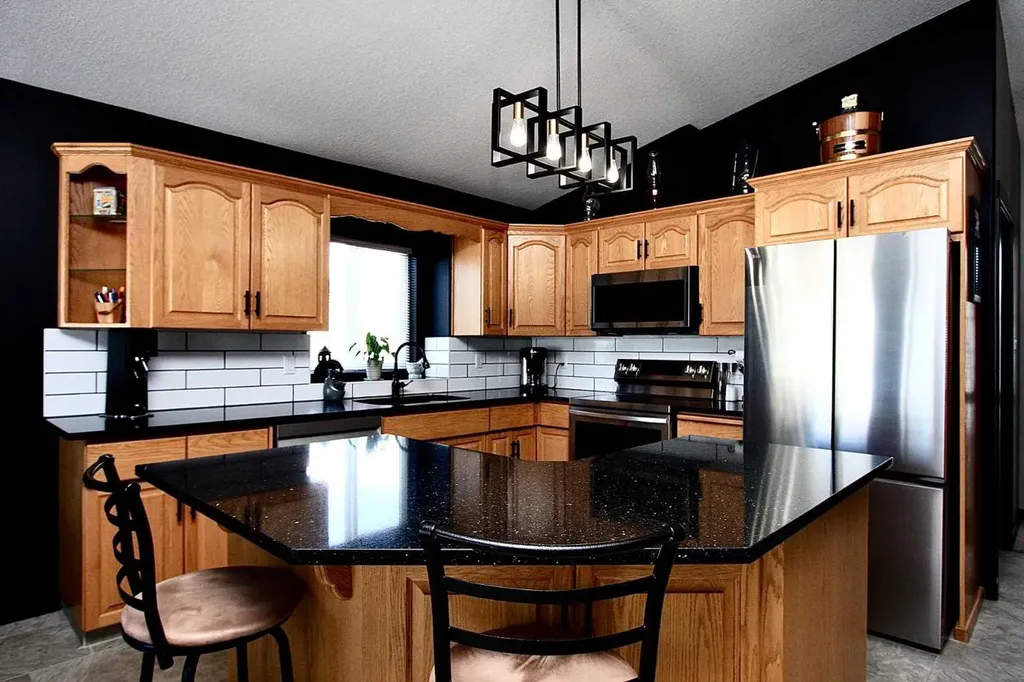 310B Edgewood Close Camrose AB T4V4P9
