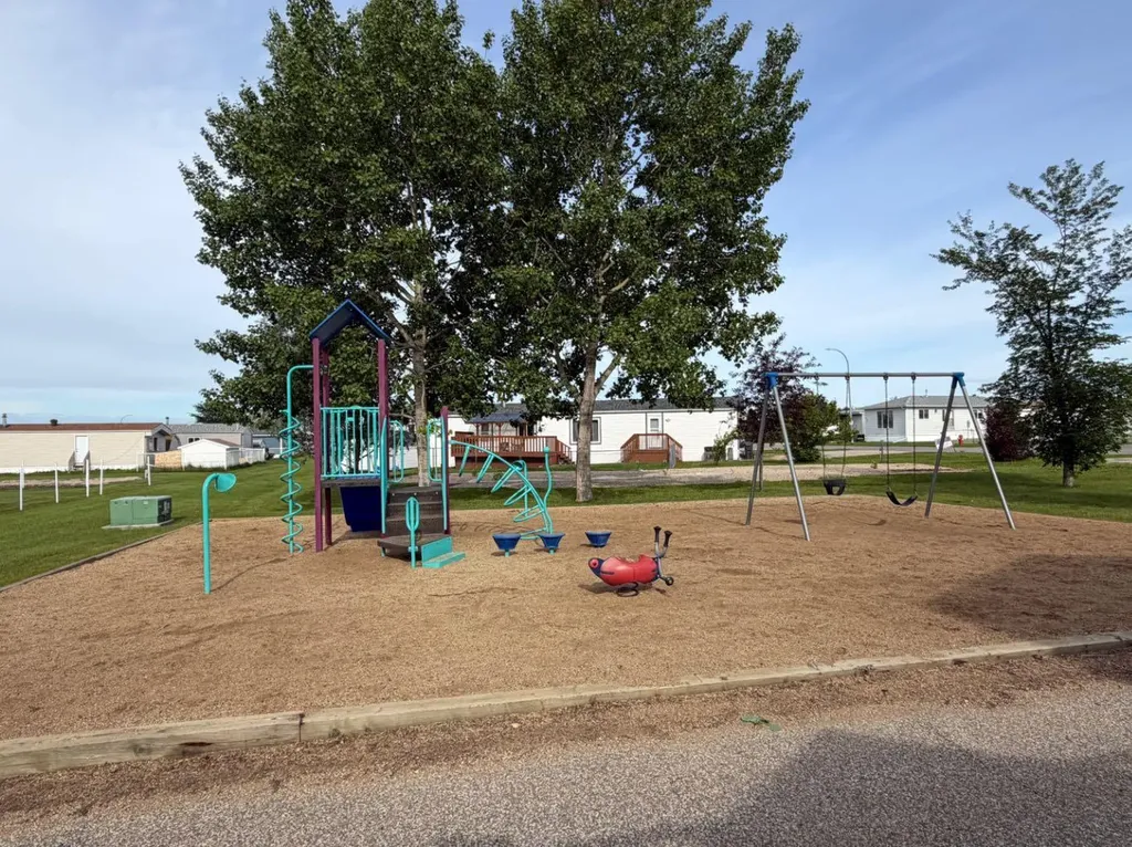 10615 88 Street Grande Prairie AB T8X 1P5