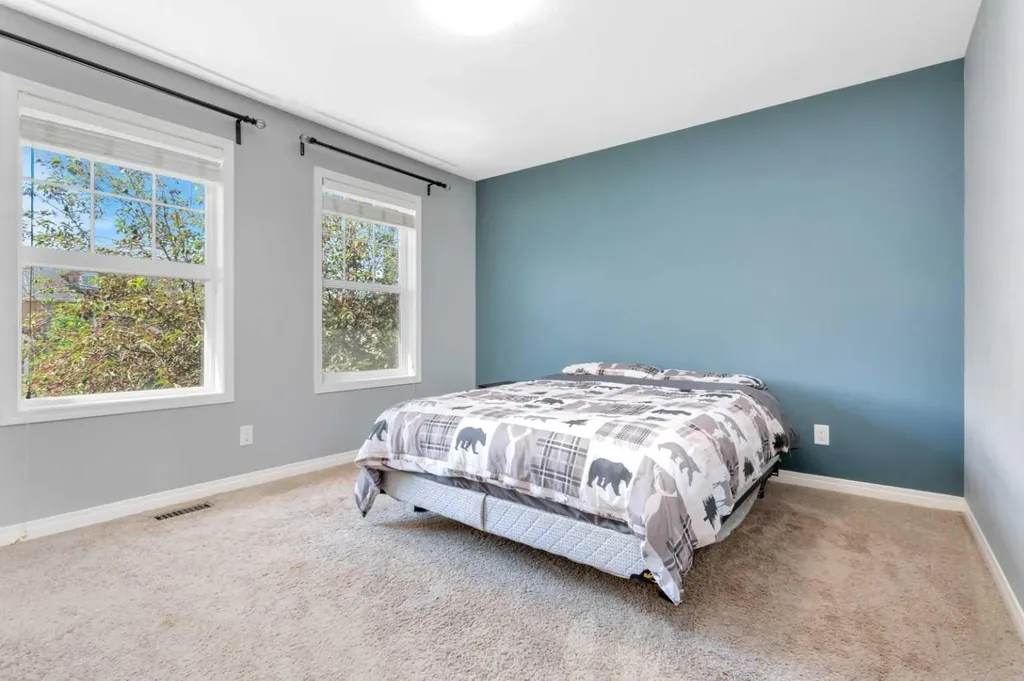 28 Rafferty Court Sylvan Lake AB T4S 0C1
