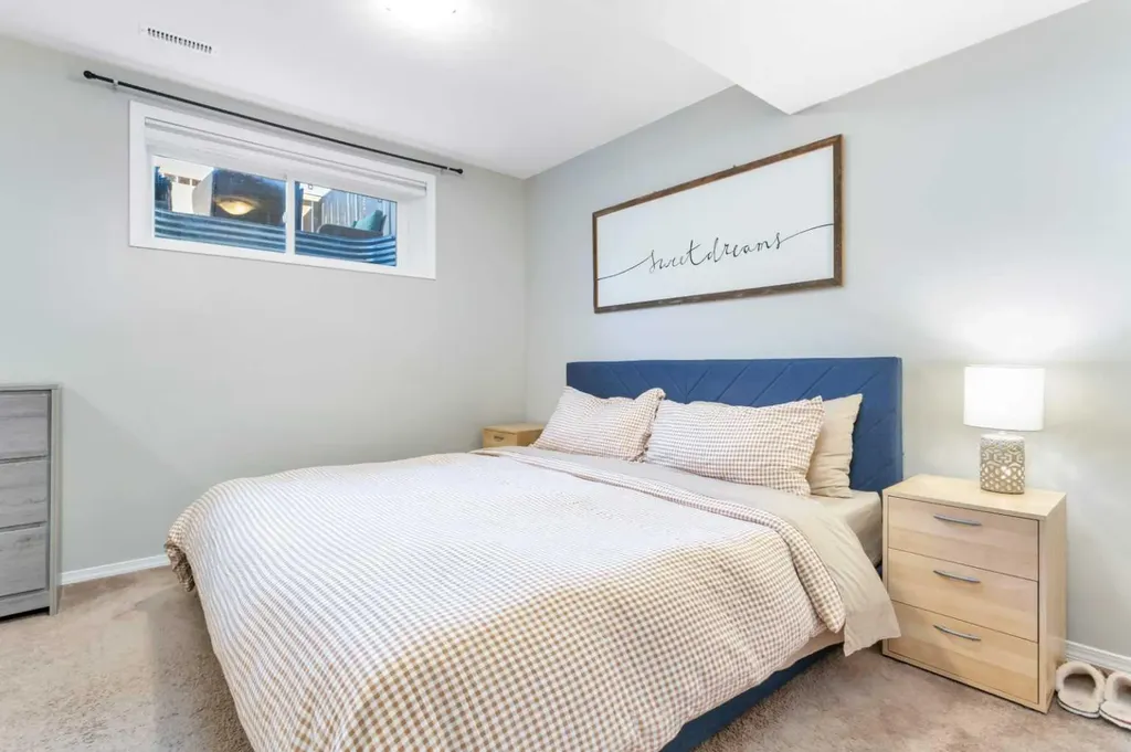 28 Rafferty Court Sylvan Lake AB T4S 0C1