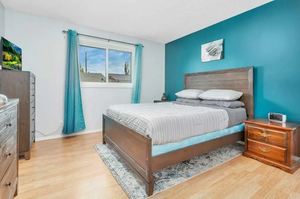 4805 Womacks Road Blackfalds AB T0M 0J0