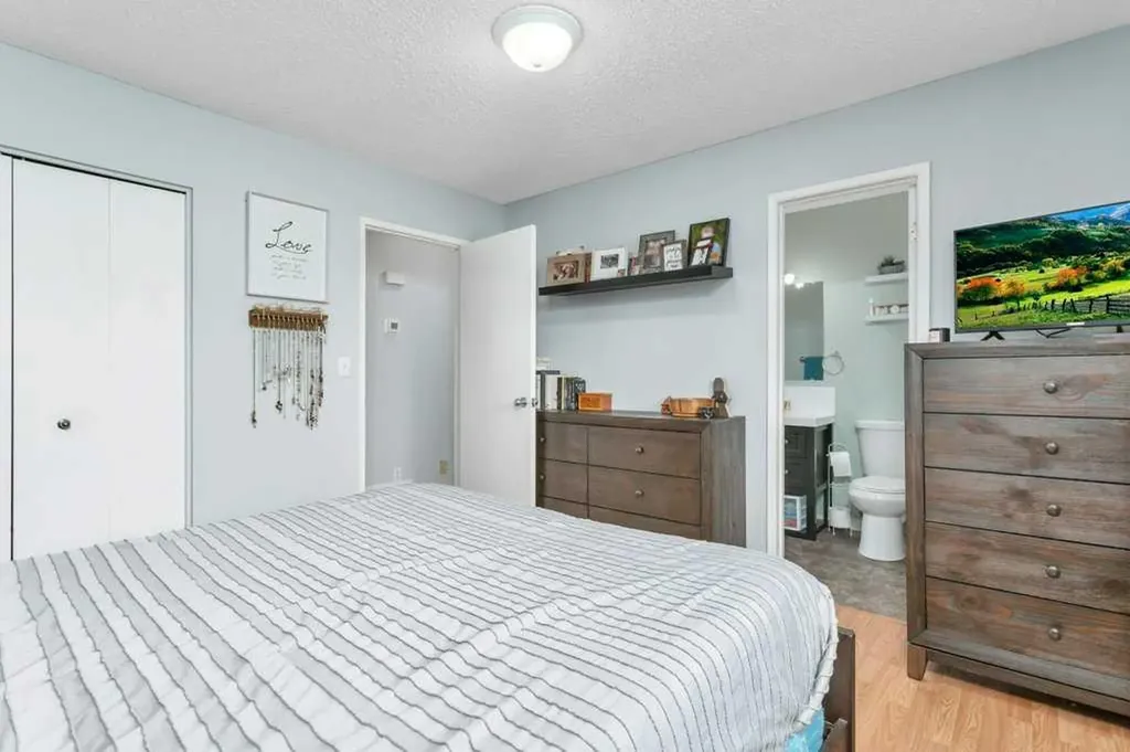 4805 Womacks Road Blackfalds AB T0M 0J0
