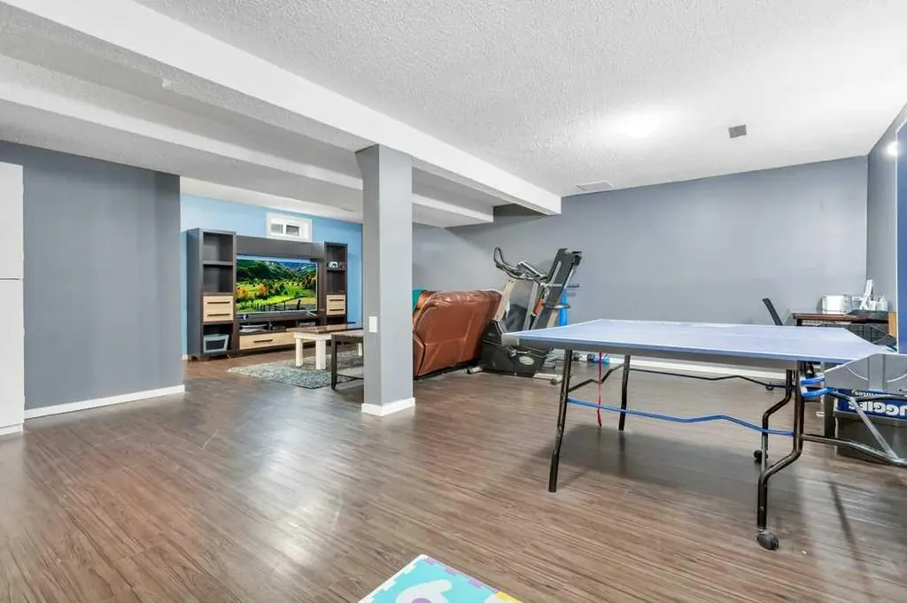 4805 Womacks Road Blackfalds AB T0M 0J0