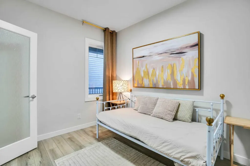106 Amblehurst Way NW Calgary AB T3P 2A1