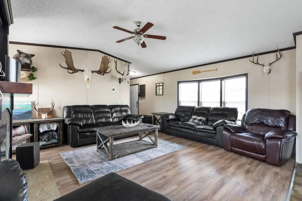 360 Grenfell Crescent Fort Mcmurray AB T9H 2M9