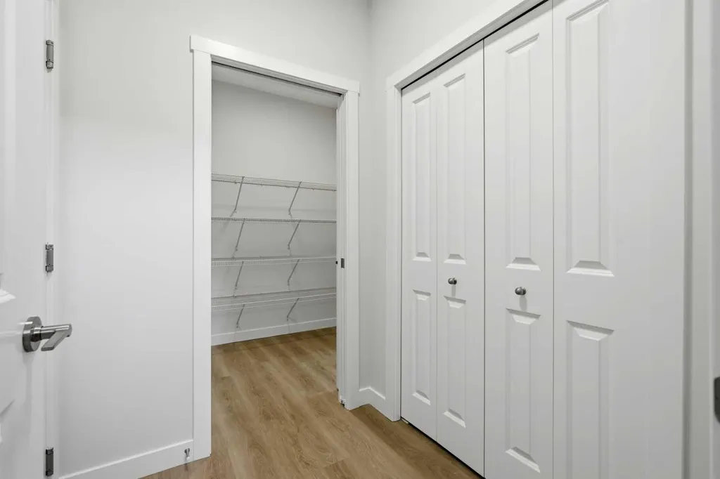 7 Verdure Gate SW Calgary AB T2Y 1C4