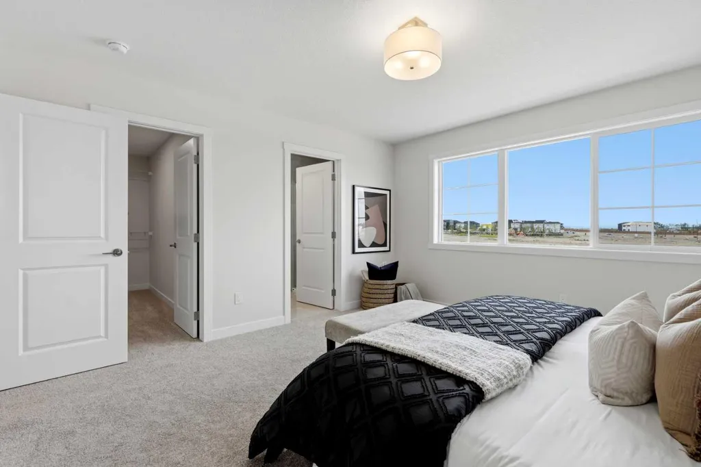 7 Verdure Gate SW Calgary AB T2Y 1C4