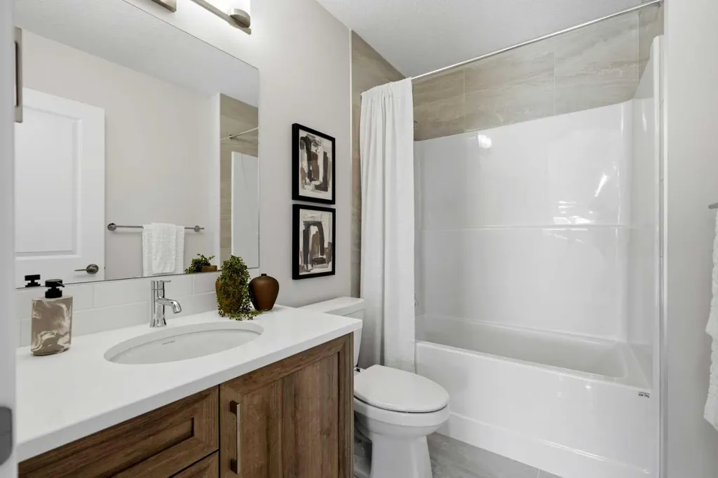 7 Verdure Gate SW Calgary AB T2Y 1C4