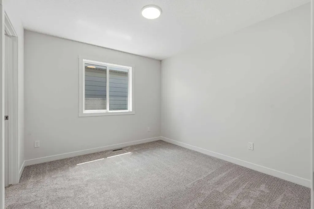 7 Verdure Gate SW Calgary AB T2Y 1C4