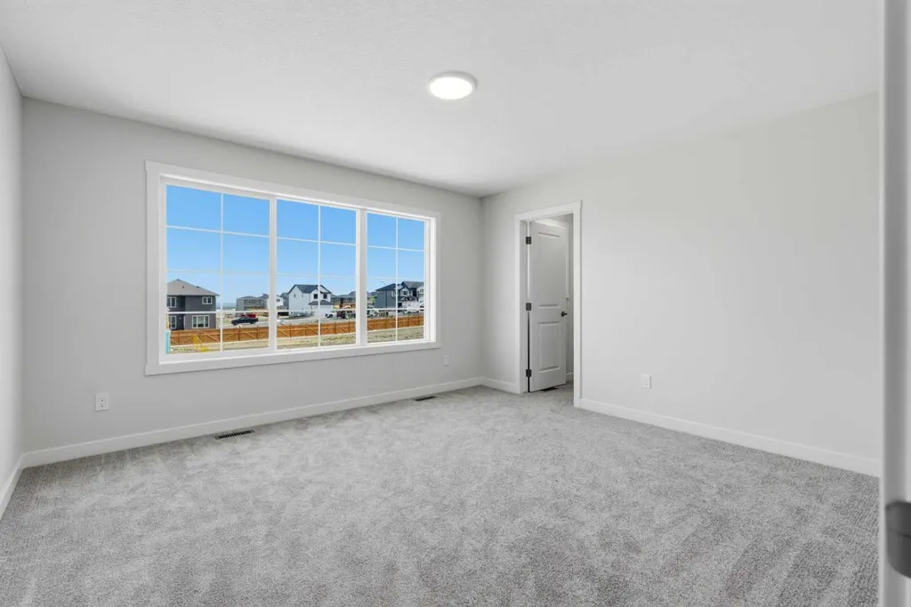 7 Verdure Gate SW Calgary AB T2Y 1C4