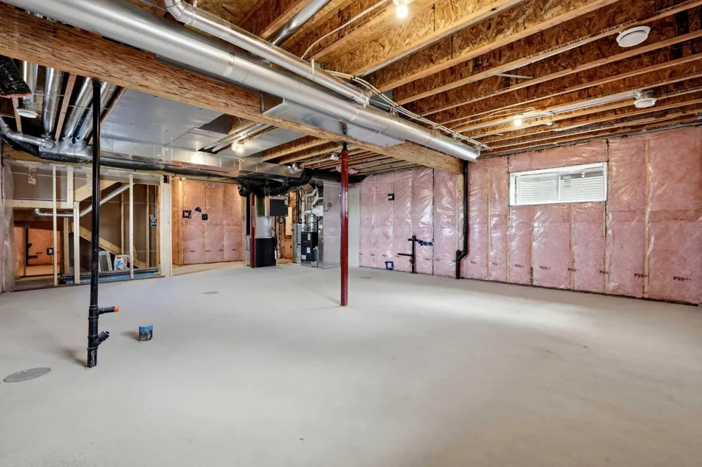 7 Verdure Gate SW Calgary AB T2Y 1C4