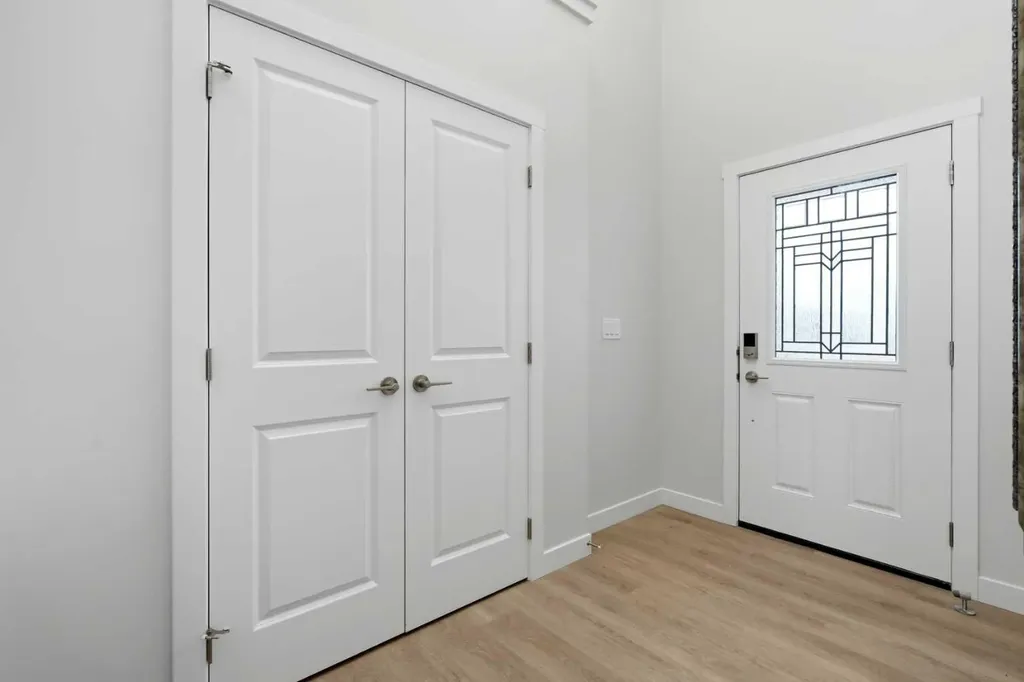 7 Verdure Gate SW Calgary AB T2Y 1C4