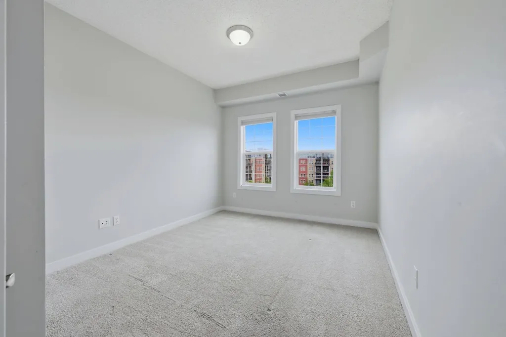 11811 Lake Fraser Drive SE Calgary AB T2J7J4