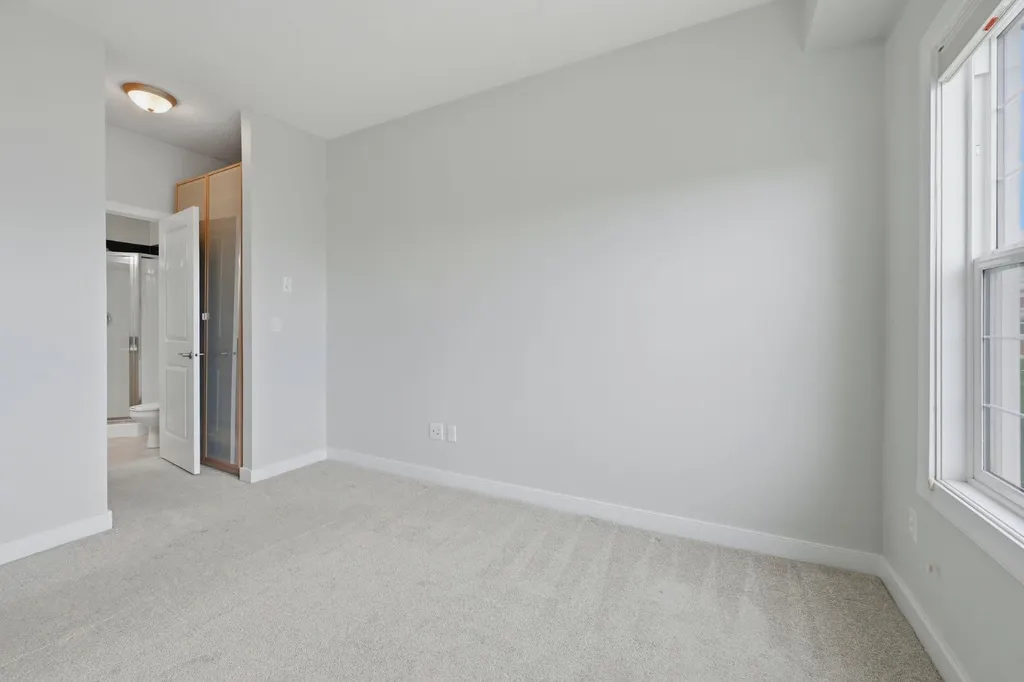 11811 Lake Fraser Drive SE Calgary AB T2J7J4
