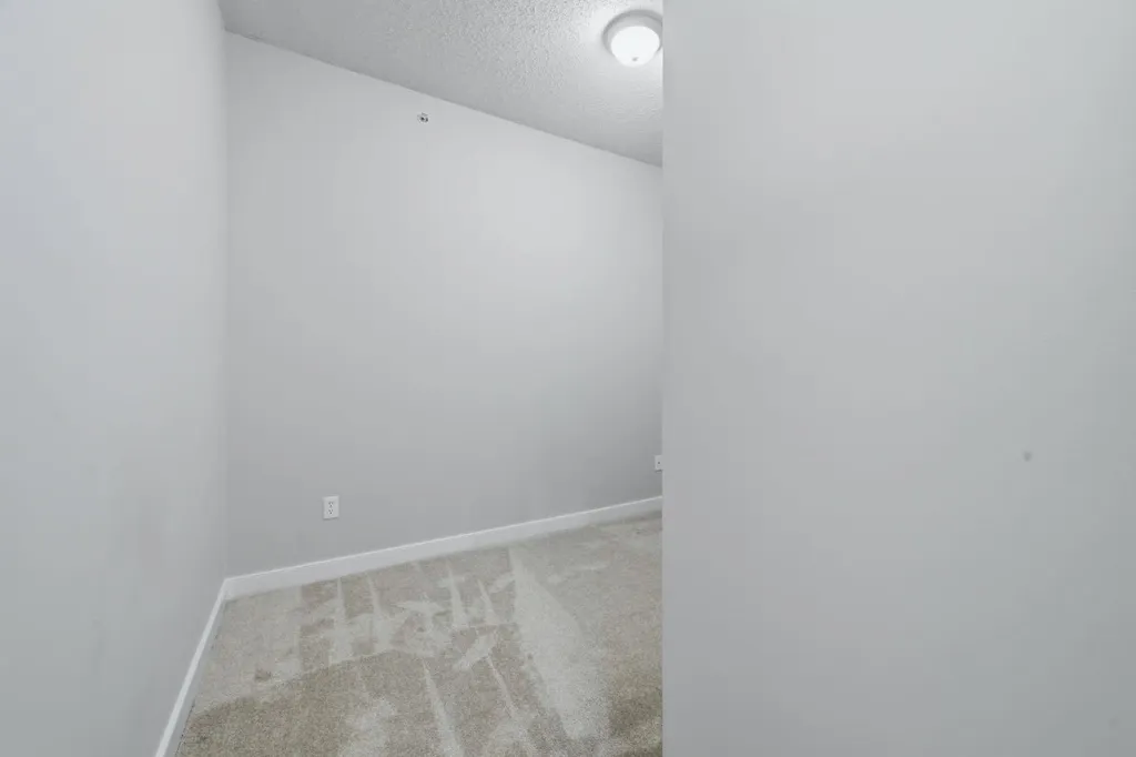 11811 Lake Fraser Drive SE Calgary AB T2J7J4