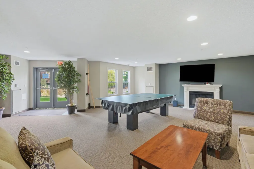 11811 Lake Fraser Drive SE Calgary AB T2J7J4