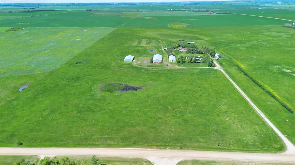 27028 Township Road 300 Rural Mountain View County AB T0M 0A0