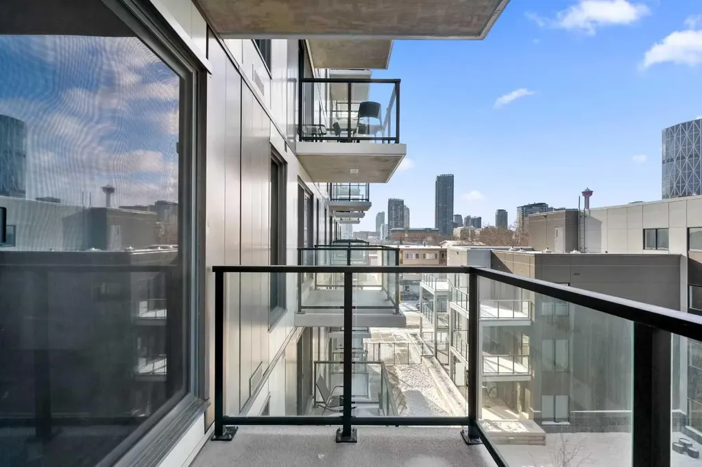 123 4 Street NE Calgary AB T2E 8K3
