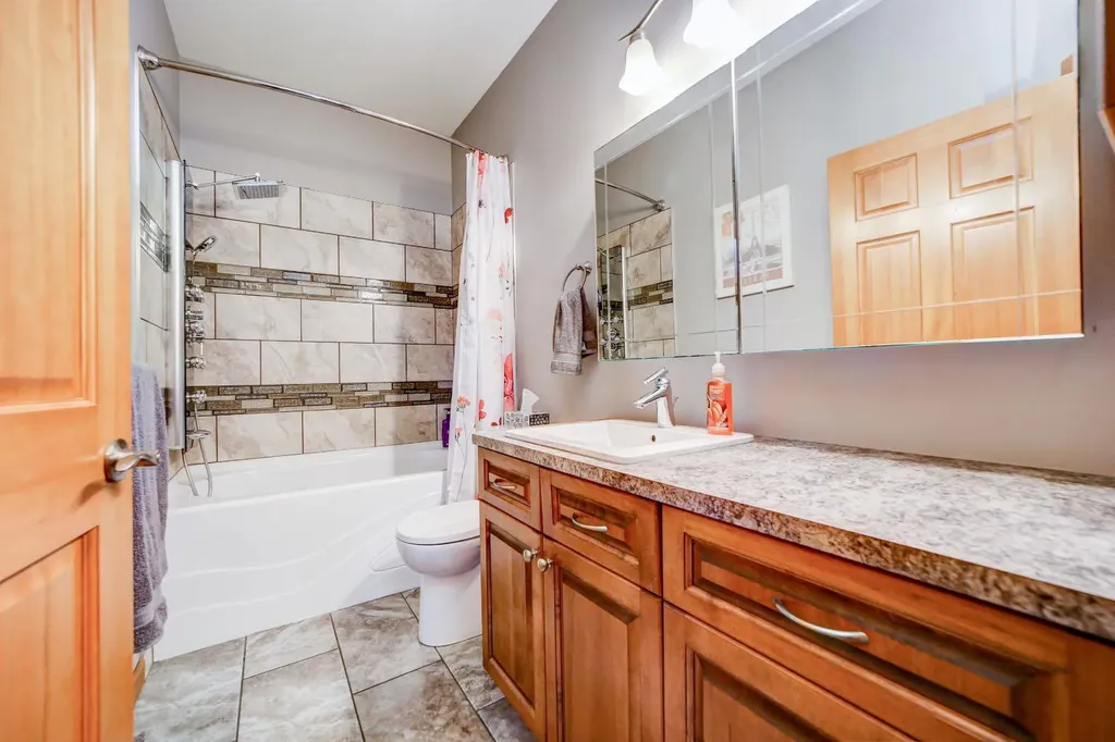 3005 214 Street Bellevue AB T0K0C0
