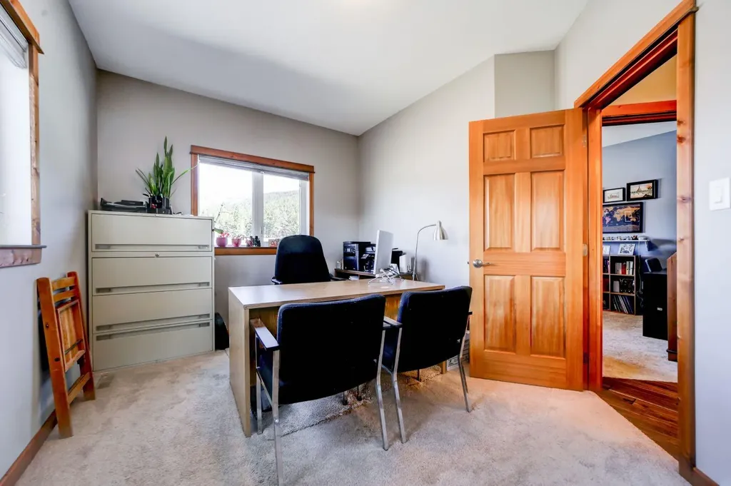 3005 214 Street Bellevue AB T0K0C0