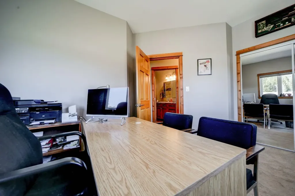 3005 214 Street Bellevue AB T0K0C0