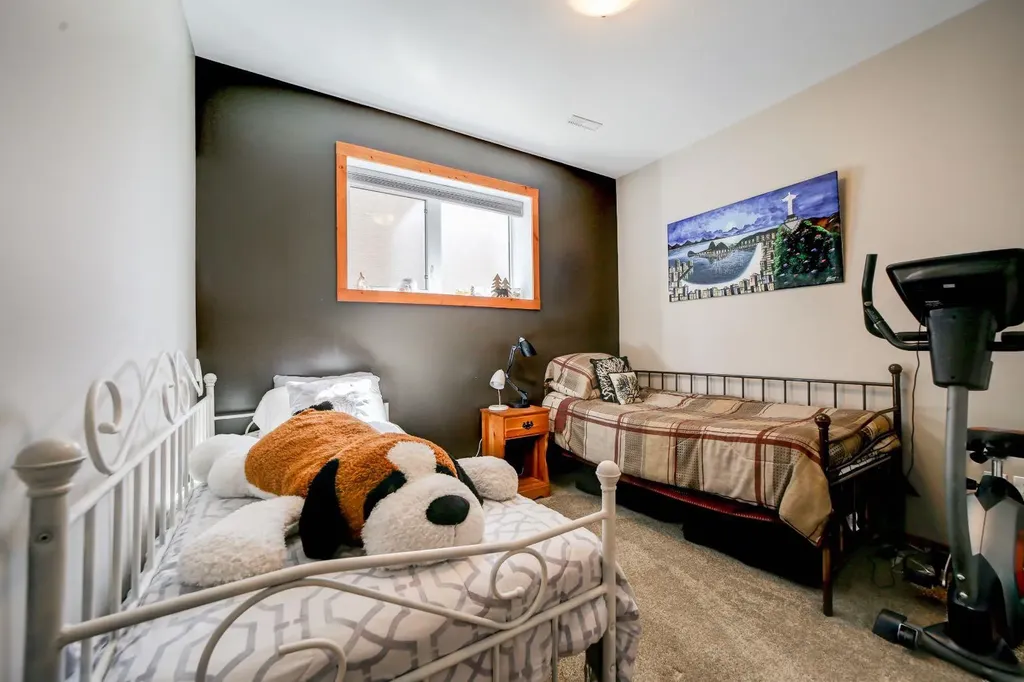 3005 214 Street Bellevue AB T0K0C0