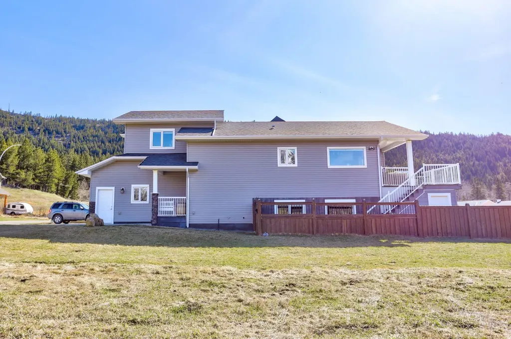 3005 214 Street Bellevue AB T0K0C0