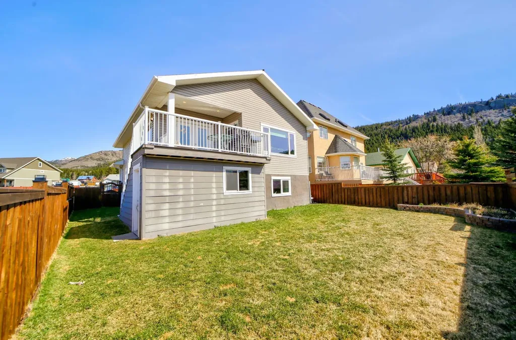 3005 214 Street Bellevue AB T0K0C0