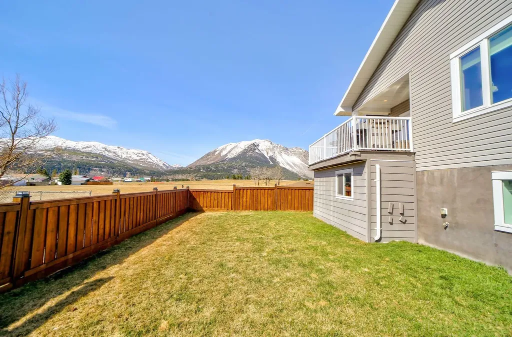 3005 214 Street Bellevue AB T0K0C0