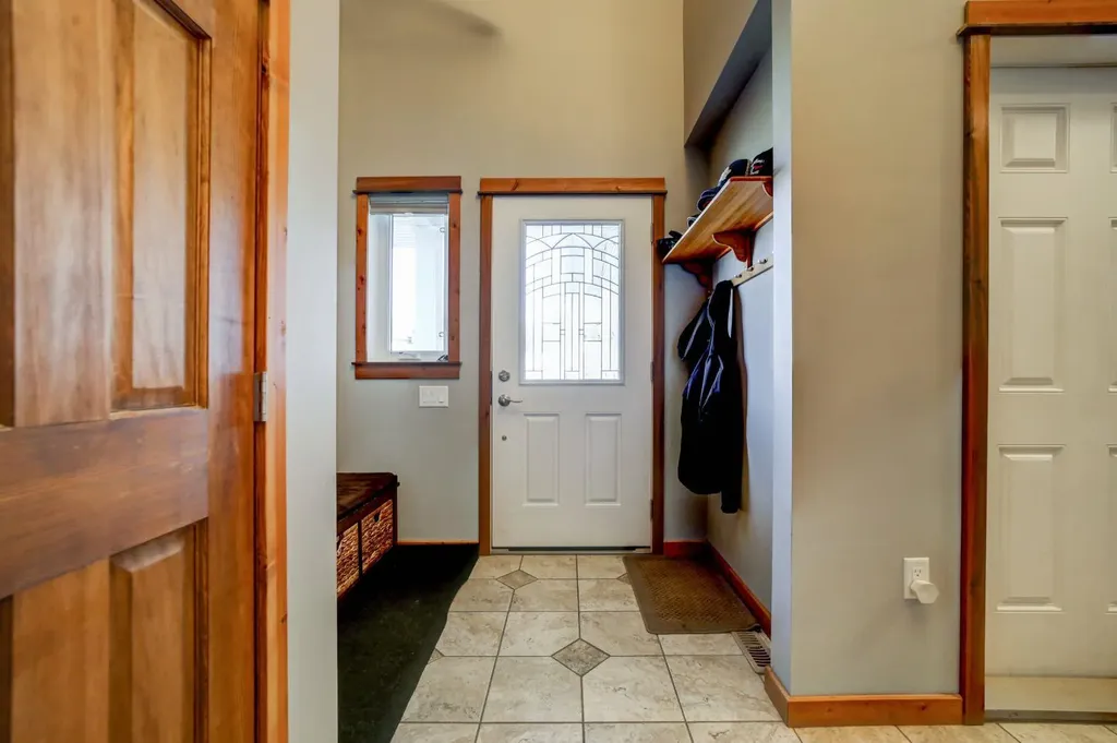 3005 214 Street Bellevue AB T0K0C0