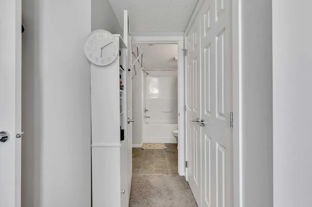 755 Copperpond Boulevard SE Calgary AB T2Z 4R2