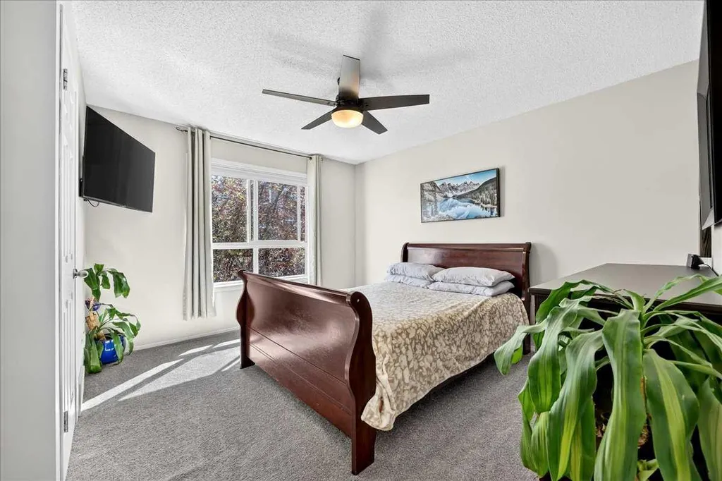 68 Tuscany Court NW Calgary AB T3L 2Z1