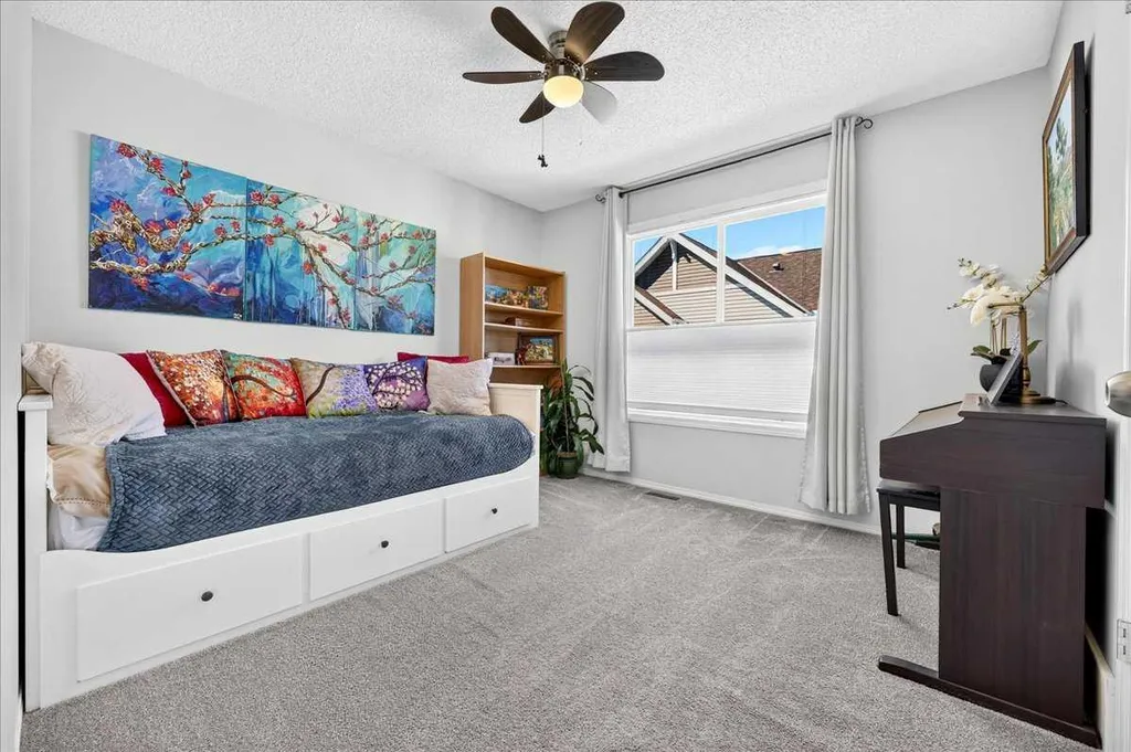 68 Tuscany Court NW Calgary AB T3L 2Z1