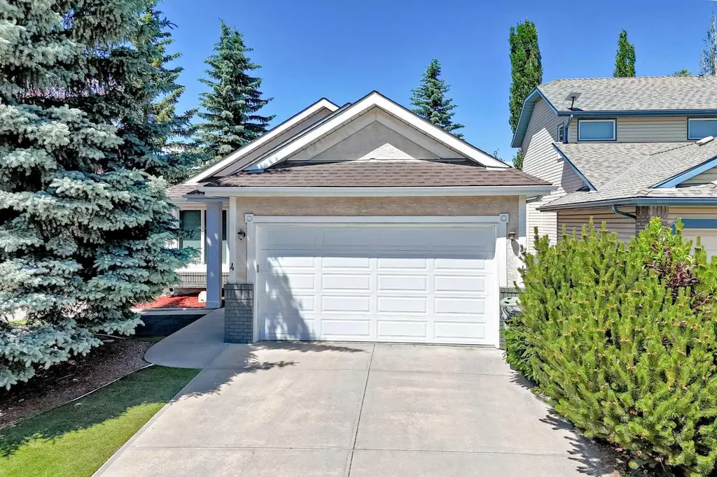 4 Valley Meadow Close NW Calgary AB T3B5M1