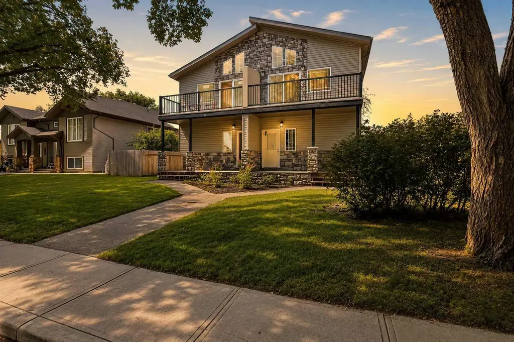 5242 51 Street Lacombe AB T4L 1H7