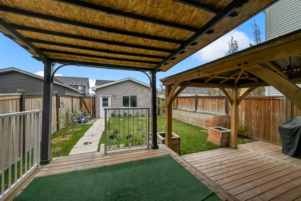 232 Vista Drive Crossfield AB T0M 0S0