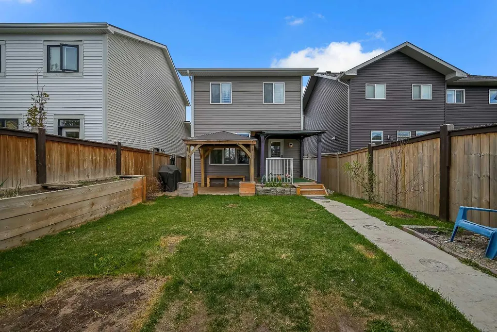 232 Vista Drive Crossfield AB T0M 0S0