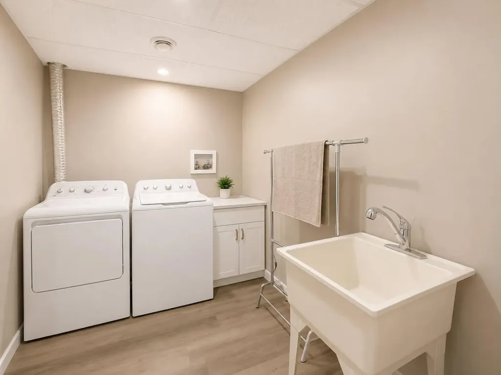 11009 Hoppe Avenue Grande Cache AB T0E0Y0