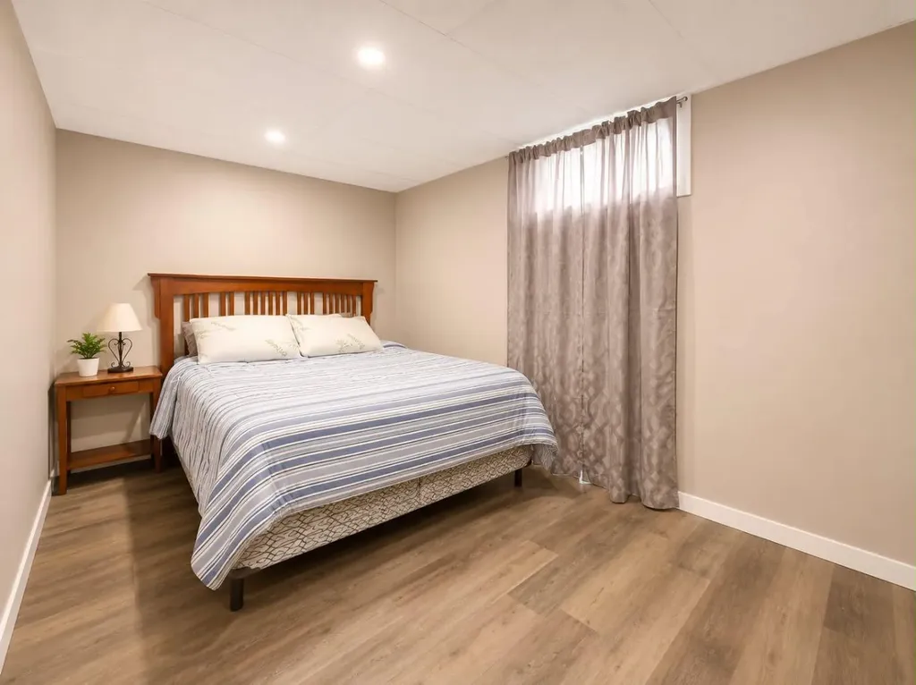 11009 Hoppe Avenue Grande Cache AB T0E0Y0