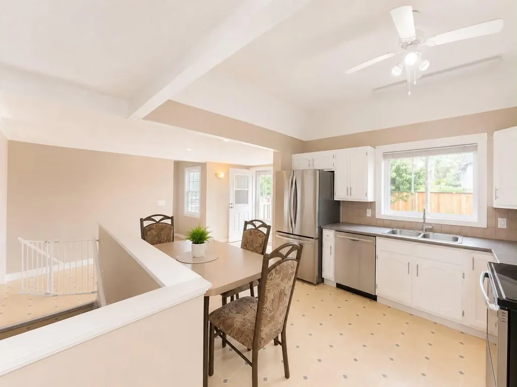 11009 Hoppe Avenue Grande Cache AB T0E0Y0