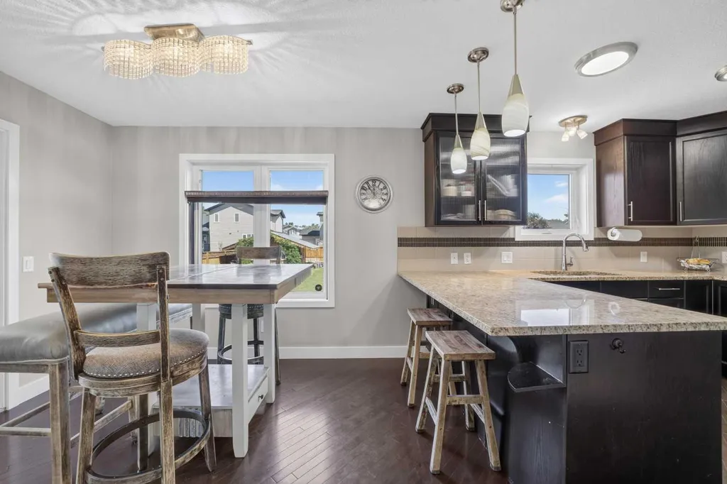 759 Stonehaven Drive Carstairs AB T0M 0N0