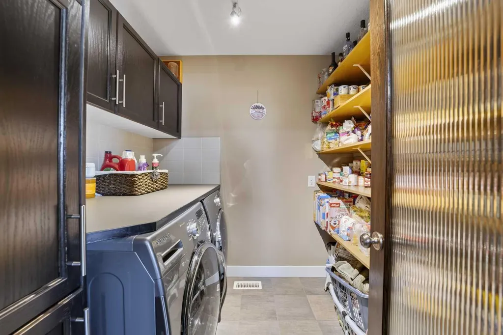 759 Stonehaven Drive Carstairs AB T0M 0N0