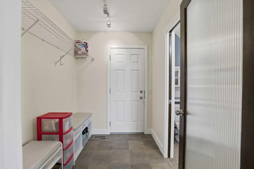 759 Stonehaven Drive Carstairs AB T0M 0N0