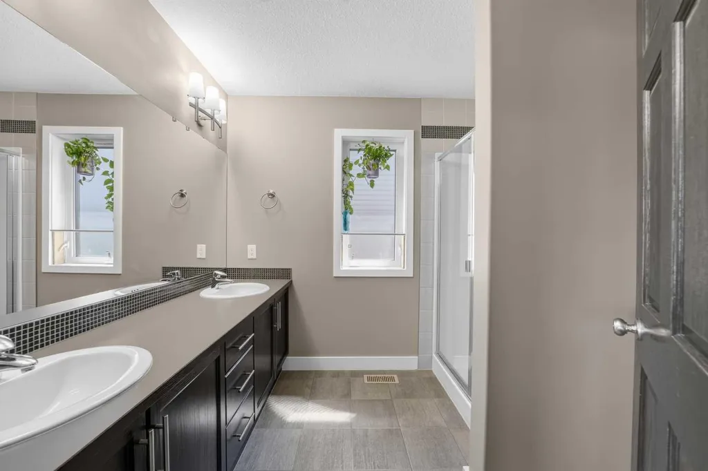 759 Stonehaven Drive Carstairs AB T0M 0N0