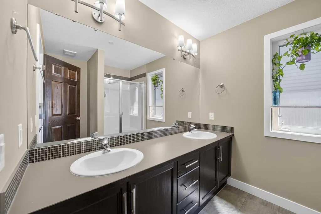 759 Stonehaven Drive Carstairs AB T0M 0N0