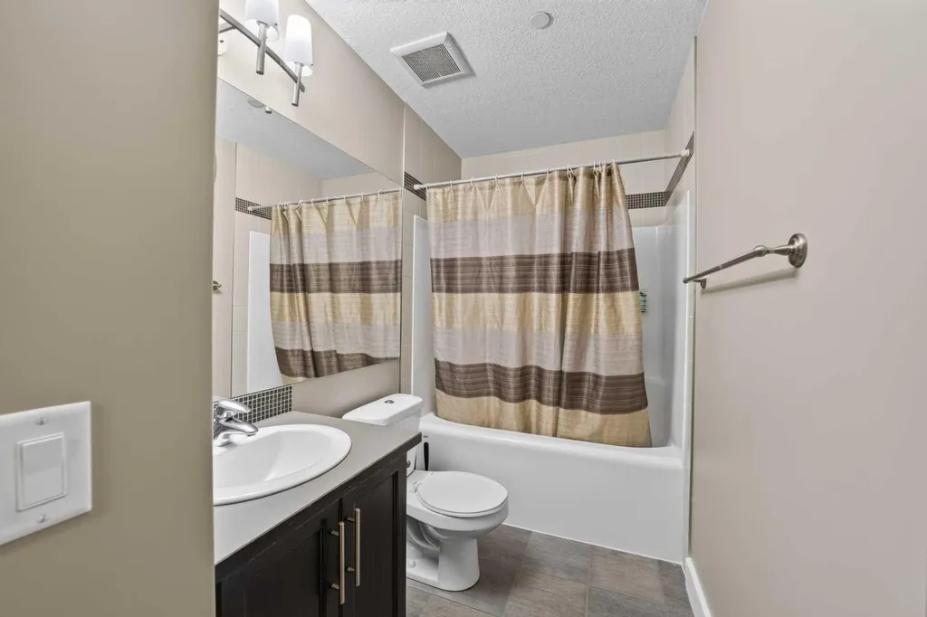 759 Stonehaven Drive Carstairs AB T0M 0N0