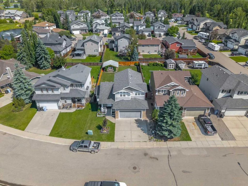 759 Stonehaven Drive Carstairs AB T0M 0N0