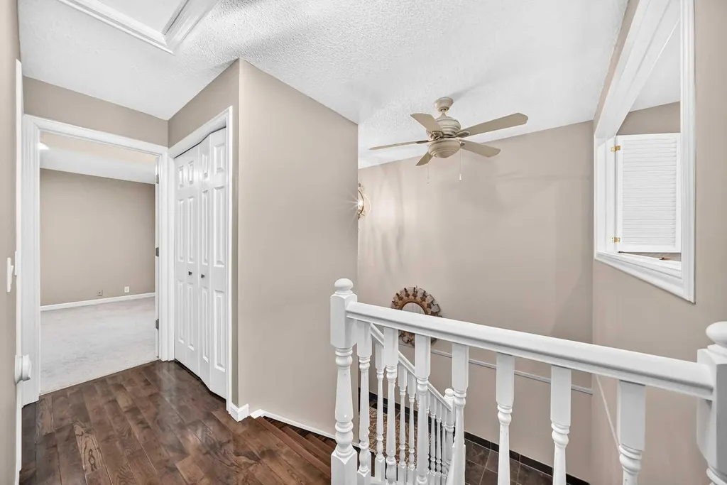 448 Strathcona Drive SW Calgary AB T3H 1M3